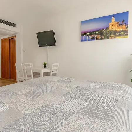 Hispalis Triana Apartment *